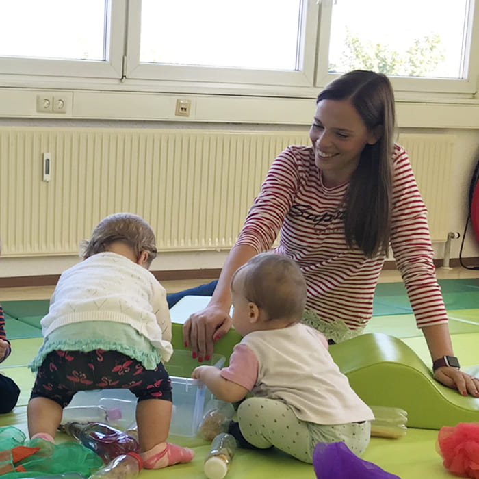 Alina Steinke mit Kindern